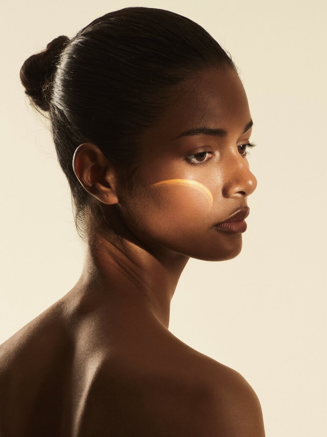 Refined facial contour representing natural-looking plastic surgery outcomes in Bangalore